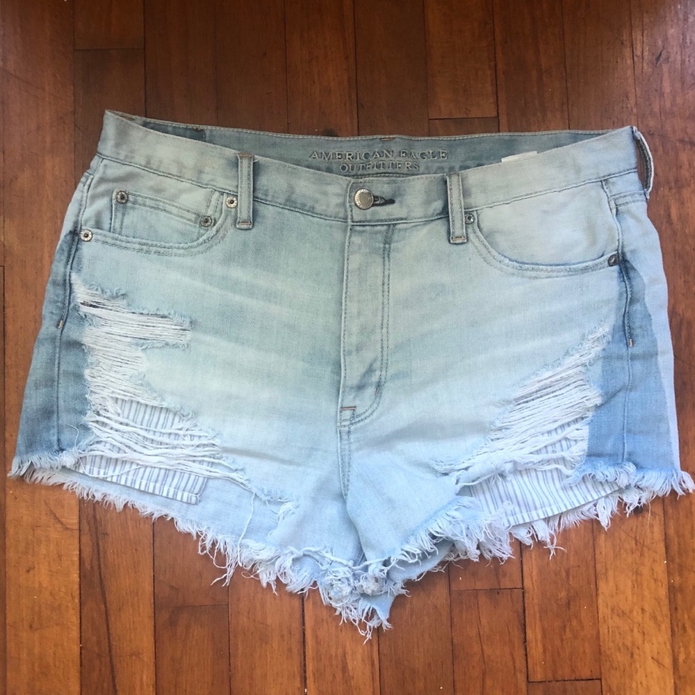 American Eagle Vintage Hi-Rise Festival Shorts